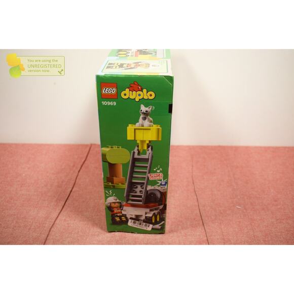 LEGO DUPLO Town Fire Truck Building Toy 10969 (Incomplete) - Picture 12 of 14